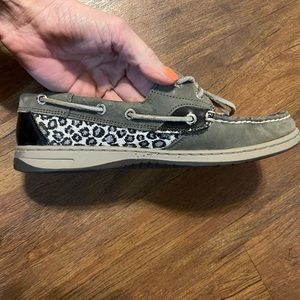 Sperry ‘boat’ shoes. Color: gray w/ black & white sparkly leopard print. Sz 9.